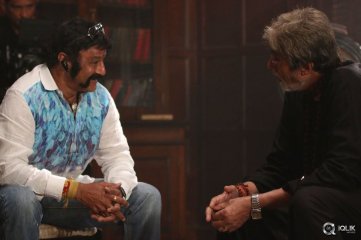 Balakrishna And Krishna Vamsi Visit Amitabh RGV Sarkar 3 Movie Set